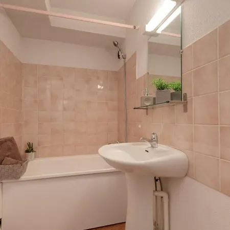 Triplex A Saint-lary, 4 Chambres, 9 Pers, Balcon, Parking, Wifi Optionnel - Fr-1-296-287 Διαμέρισμα Saint-Lary-Soulan